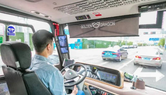 重磅！中國自動駕駛領(lǐng)域?qū)崿F(xiàn)換道超車，無人公交路線總長世界第一，蘇州大放異彩